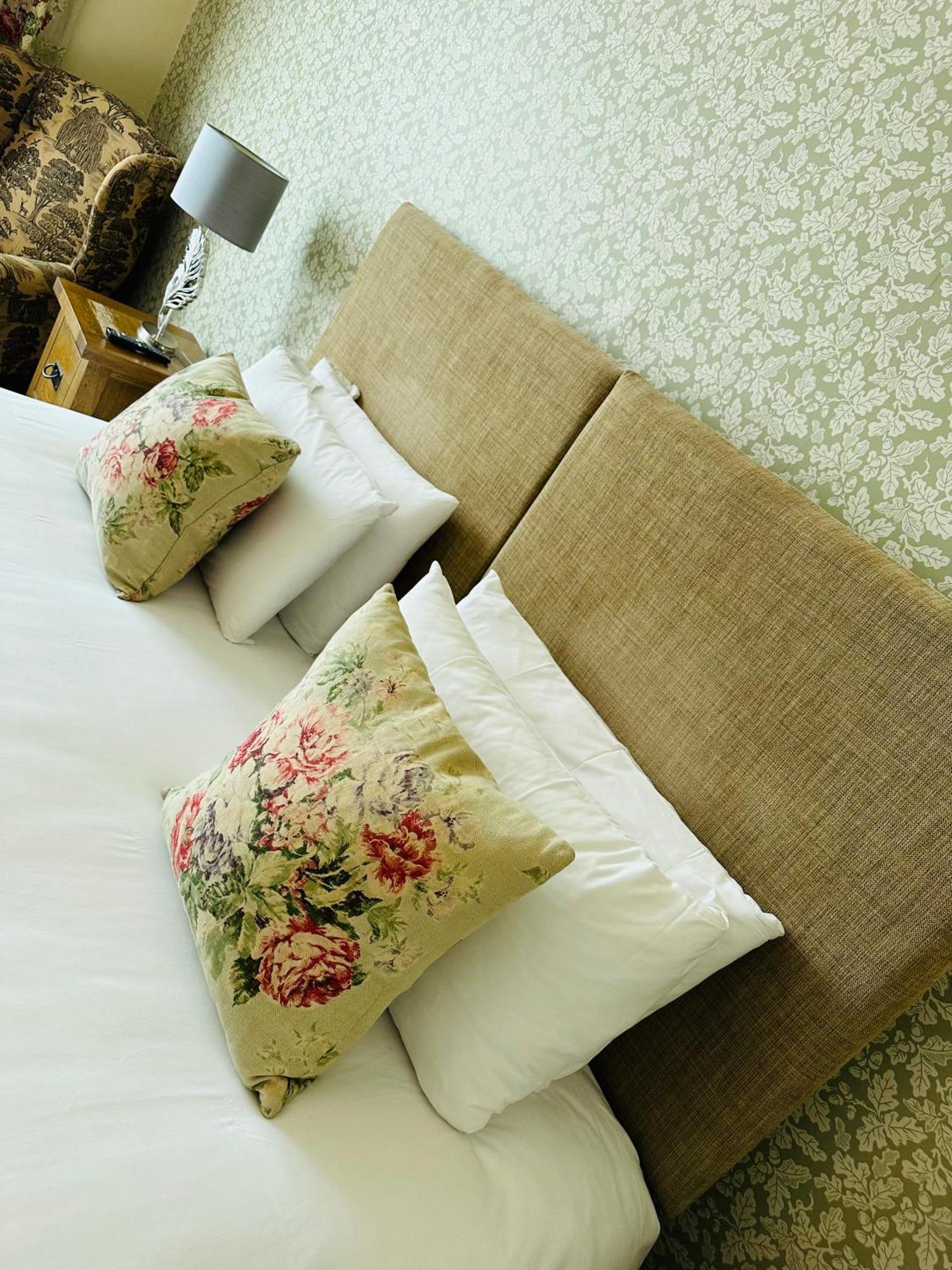 George Hotel & Granary Frome Ngoại thất bức ảnh